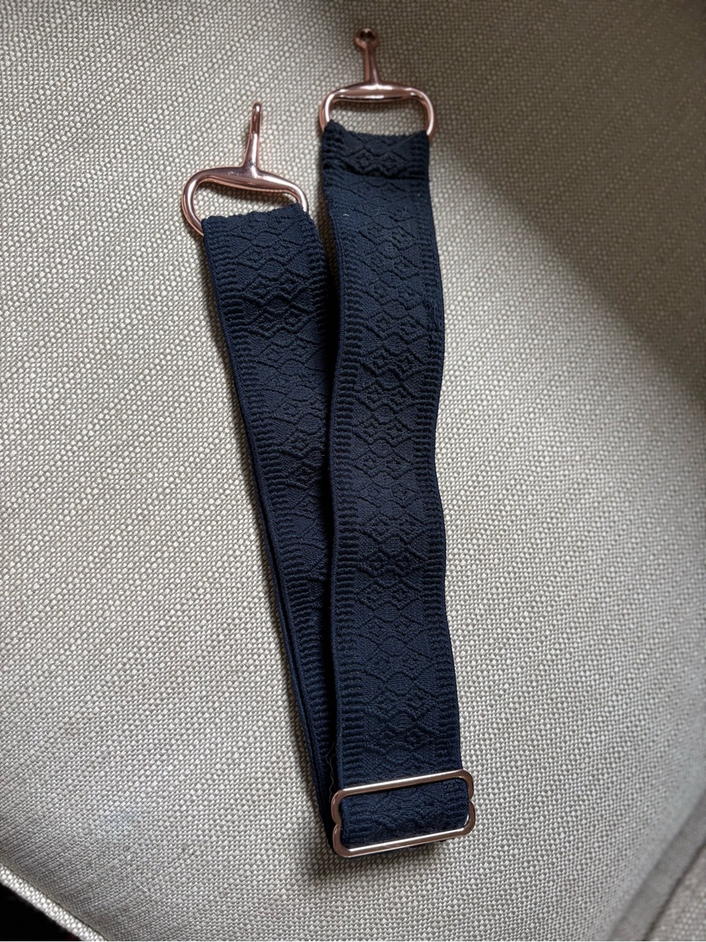 Ellany equestrian bit belt navy with rose gold